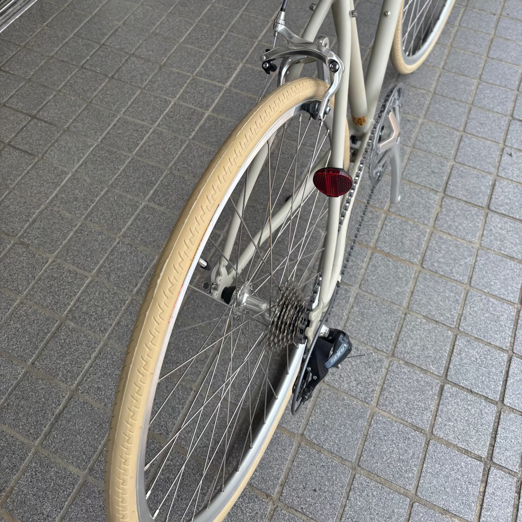 店舗受取 （対面）／【アウトレット・試乗車特別販売】 tokyobike（トーキョーバイク）TOKYOBIKE CS 当店カスタマイズ済（現品1台のみ）/Ｓサイズ）、カラー：オフホワイト★外装９段