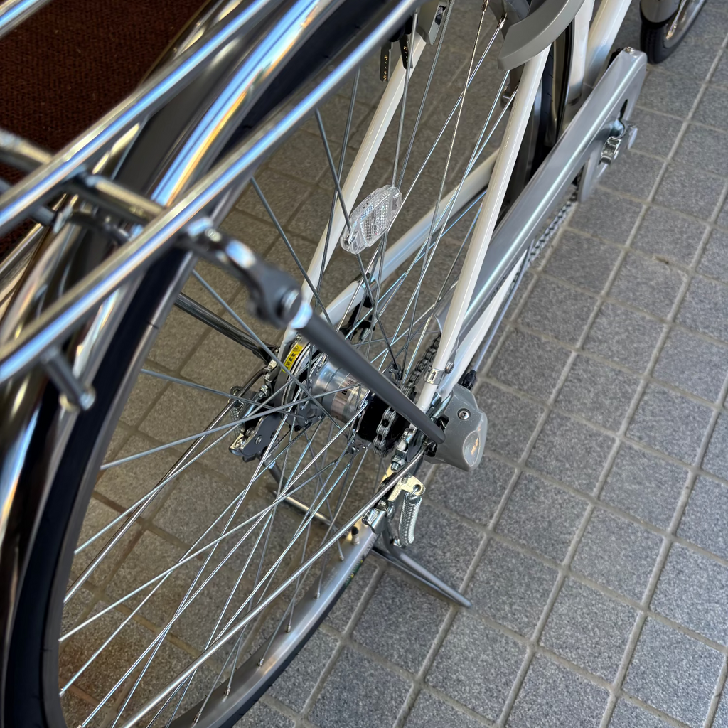 店舗受取（対面）／ブリヂストン BRIDGESTONE エグゼシティ S型フレーム EX73S4 27インチ 内装3段変速 ピュアホワイト