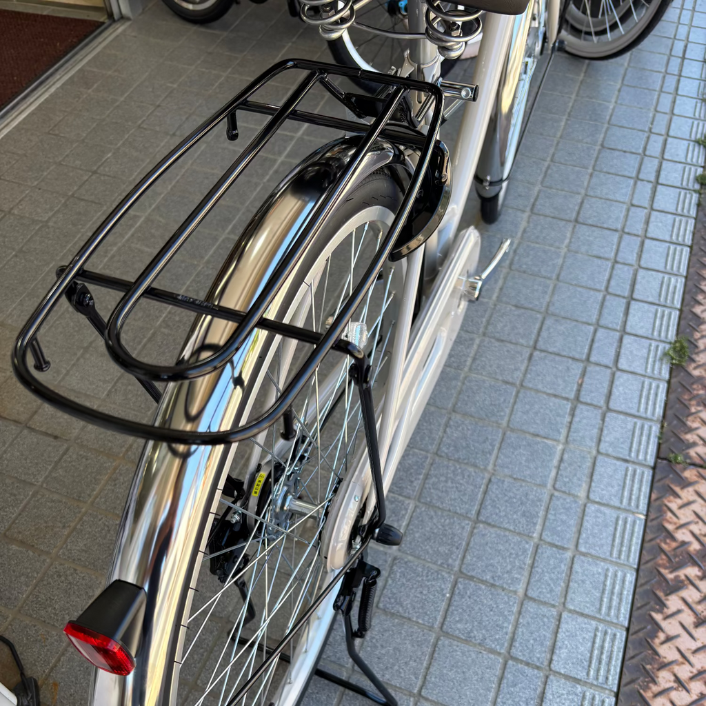 店舗受取（対面）／ブリヂストン BRIDGESTONE『フレーミー』シングル・26インチ・E.XHクラシックベージュ・点灯虫★お買い物向け自転車